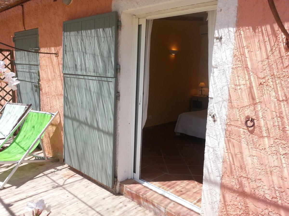 Le Mas Des Oliviers Puget-Ville Habitación foto